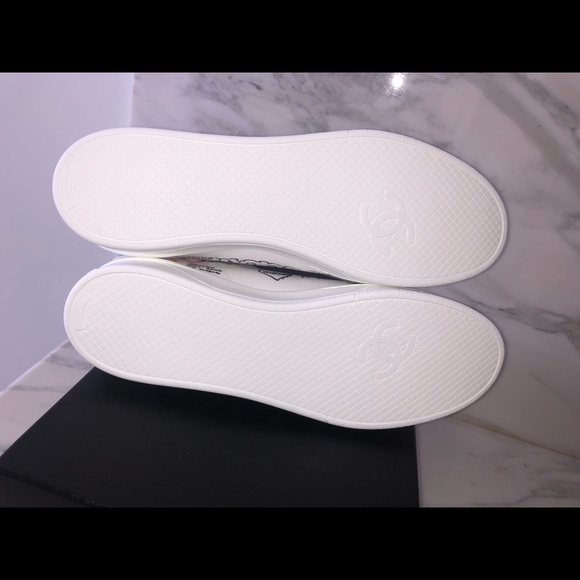 CHANEL x Pharrell SS19 capsule collection - Picture 5 of 7